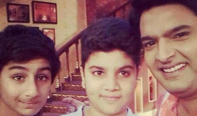 Kapil Sharma and Ibrahim Ali Khan in a throwback photo from the sets of Comedy Nights With Kapil.