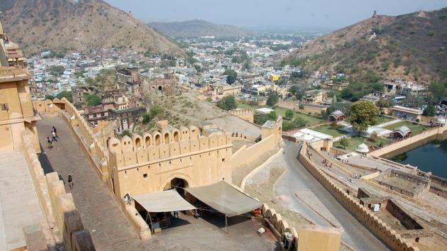 Covid-19: A deserted view of Amber Palace during the nationwide lockdown imposed in the wake of the Coronavirus pandemic in Jaipur. (ANI) Covid-19: A deserted view of Amber Palace during the nationwide lockdown imposed in the wake of the Coronavirus pandemic in Jaipur. (ANI)