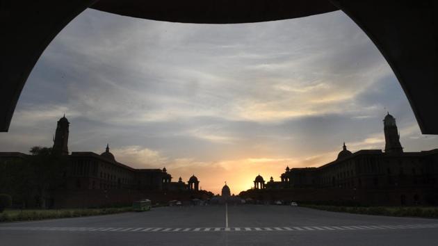 Rashtrapati Bhawan in the distance and the deserted stretch near North and South Block at Vijay Chowk in New Delhi on April 12, 2020. The national capital has recorded 1,510 cases so far, becoming the city with the most number of infections. Four people died of Covid-19 on Monday, taking the Capital’s death toll to 28. (Arvind Yadav / HT Photo)