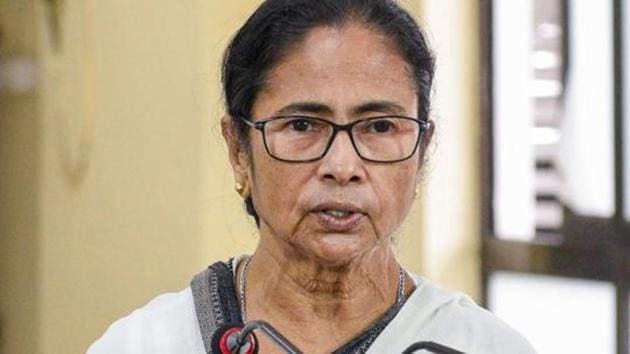 Chief minister Mamata Banerjee on Wednesday issued a strong warning to those ‘spreading misinformation’ about the number of deaths.(PTI)