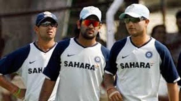 File image of MS Dhoni, Sourav Ganguly(Twitter)