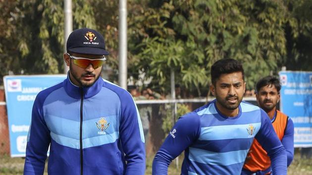 Karnataka player Manish Pandey and Karun Nair during a practice session.(PTI) Karnataka player Manish Pandey and Karun Nair during a practice session.(PTI)