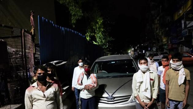 They had barely driven for an hour through the inner lanes of the city when their journey came to an abrupt halt. A police picket in south Delhi’s Kotla Mubarakpur area had spotted them. The car had to stop. (HT photo) They had barely driven for an hour through the inner lanes of the city when their journey came to an abrupt halt. A police picket in south Delhi’s Kotla Mubarakpur area had spotted them. The car had to stop. (HT photo)