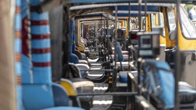Autorickshaws parked at Maharashtra nagar, Mankhurd during nationwide lockdown due to Corona virus, Mumbai, India, on Friday, April 17 2020. (Photo by Aalok Soni/Hindustan Times) Autorickshaws parked at Maharashtra nagar, Mankhurd during nationwide lockdown due to Corona virus, Mumbai, India, on Friday, April 17 2020. (Photo by Aalok Soni/Hindustan Times)