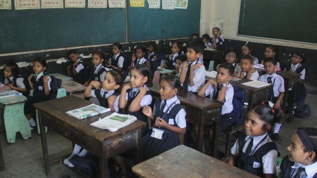 Varsha Gaikwad, the state’s minister for school education made the announcement after several parents complained about private schools not adhering to the government’s circular about the exemption in payment of fees till the lockdown ends.(HT file photo. Representative image) Varsha Gaikwad, the state’s minister for school education made the announcement after several parents complained about private schools not adhering to the government’s circular about the exemption in payment of fees till the lockdown ends.(HT file photo. Representative image)