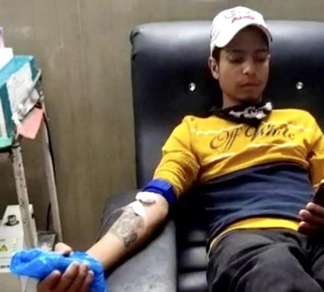 A volunteer donating blood. (HT PHOTO) A volunteer donating blood. (HT PHOTO)
