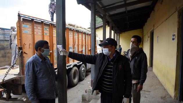 Health experts say the figures do not portend well for containment efforts as asymptomatic patients may unwittingly spread the virus. (HT FILE PHOTO) Health experts say the figures do not portend well for containment efforts as asymptomatic patients may unwittingly spread the virus. (HT FILE PHOTO)
