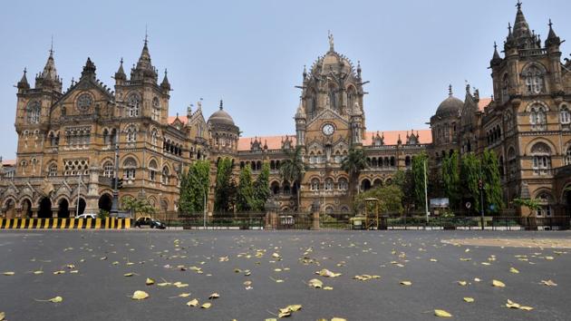 Deserted view of Chhatrapati Shivaji Terminus (CST) during restrictions on citizens' movement due to COVID 19 pandemic in Mumbai. (Satish Bate/HT Photo) Deserted view of Chhatrapati Shivaji Terminus (CST) during restrictions on citizens' movement due to COVID 19 pandemic in Mumbai. (Satish Bate/HT Photo)