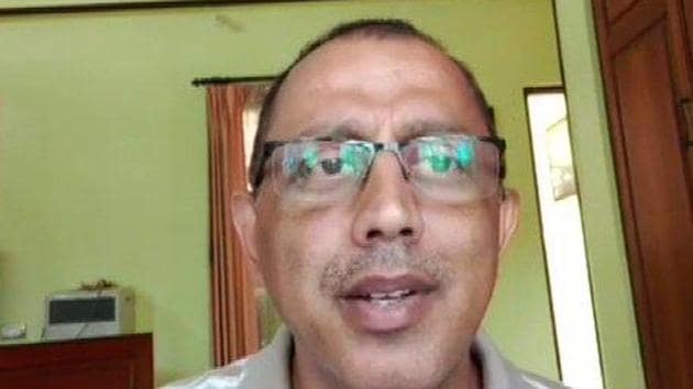 The man said that the health workers gave strength to his family and “maximum help”. He urged people to cooperate with health workers. (ANI) The man said that the health workers gave strength to his family and “maximum help”. He urged people to cooperate with health workers. (ANI)