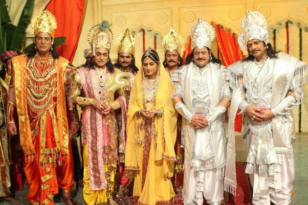 Mahabharat: Juhi Chawla Bowed Out As Draupadi, Puneet Issar Was Looking ...