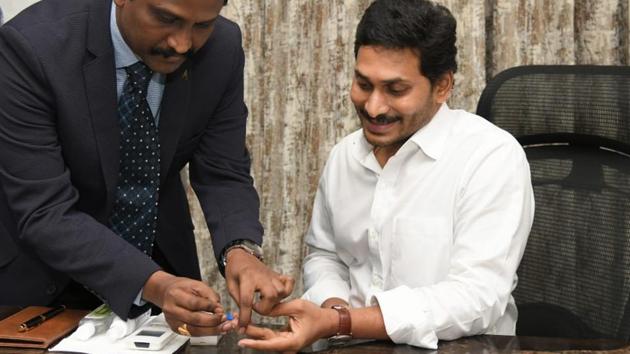 Andhra Pradesh government has told the South Korean company which sold it rapid Covid-19 test kits to match the prices given to Chhattisgarh government (Twitter/@AndhraPradeshCM) Andhra Pradesh government has told the South Korean company which sold it rapid Covid-19 test kits to match the prices given to Chhattisgarh government (Twitter/@AndhraPradeshCM)