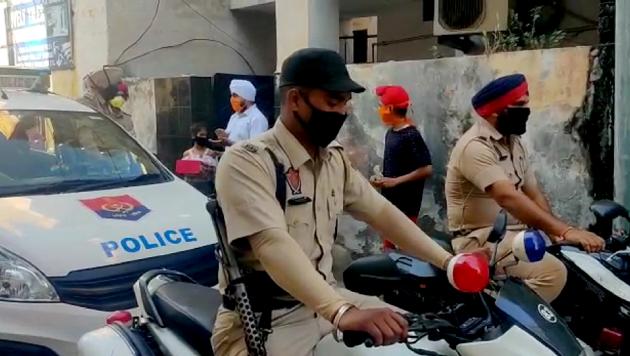 A team of SBS Nagar police post came on two bikes and a car A team of SBS Nagar police post came on two bikes and a car