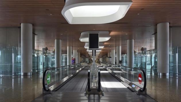 A view of the corridor leading to boarding gates at Terminal 2 in Chatrapati Shivaji International Airport during lockdown in Mumbai. It has been nearly a month since the suspension of public transport in the country -- including air, rail and bus services after Prime Minister Narendra Modi announced a nationwide lockdown to curb the spread of coronavirus, beginning March 25. (Satish Bate / HT Photo)