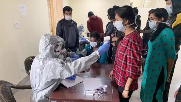 On Thursday, the number of cases in Delhi increased by 128, taking the total number of Covid-19 cases to 2,376, as per the daily health bulletin of the Delhi government. (HT Photo) On Thursday, the number of cases in Delhi increased by 128, taking the total number of Covid-19 cases to 2,376, as per the daily health bulletin of the Delhi government. (HT Photo)