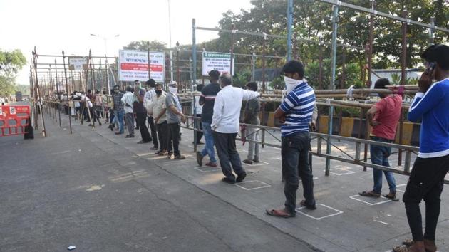 More than 300 people have died in Maharashtra so far due to coronavirus (HT Photo/Bachchan Kumar) More than 300 people have died in Maharashtra so far due to coronavirus (HT Photo/Bachchan Kumar)