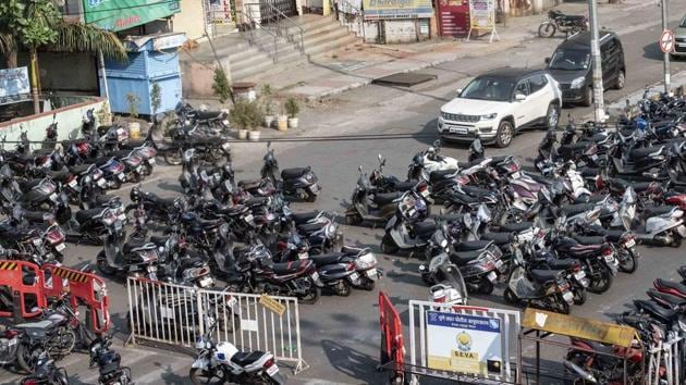 In a month during the lockdown to curb the spread of Sars-cov-2 virus which causes the Covid-19 (coronavirus) infection, the Pune police have seized over 33,000 vehicles. (Pratham Gokhale/HT Photo) In a month during the lockdown to curb the spread of Sars-cov-2 virus which causes the Covid-19 (coronavirus) infection, the Pune police have seized over 33,000 vehicles. (Pratham Gokhale/HT Photo)