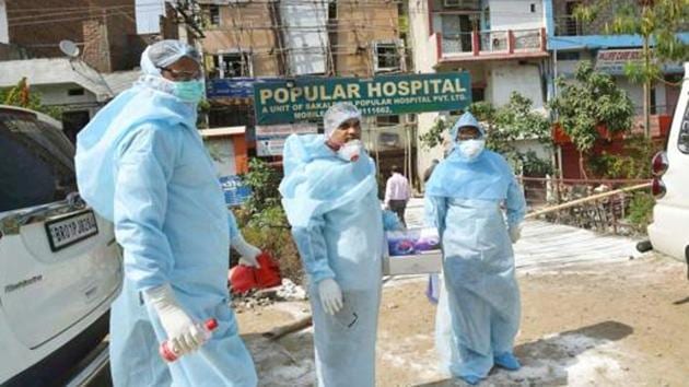 Another doctor, pursuing his post graduation (PG) course in medicine at the Jawaharlal Nehru Medical College Hospital (JLNMCH) in Bhagalpur, had tested positive for the virus on April 21. (Image used for representation). (HT PHOTO.) Another doctor, pursuing his post graduation (PG) course in medicine at the Jawaharlal Nehru Medical College Hospital (JLNMCH) in Bhagalpur, had tested positive for the virus on April 21. (Image used for representation). (HT PHOTO.)