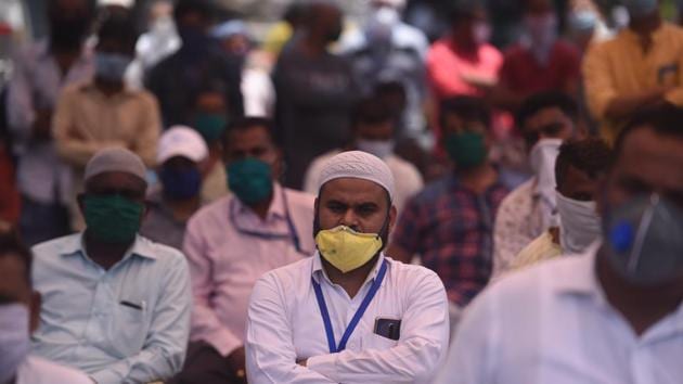 According to the health department’s bulletin on Thursday evening, Madhya Pradesh has recorded 1,687 infections, with smaller districts showing signs of an alarming increase in patients. (Satish Bate/HT Photo) According to the health department’s bulletin on Thursday evening, Madhya Pradesh has recorded 1,687 infections, with smaller districts showing signs of an alarming increase in patients. (Satish Bate/HT Photo)