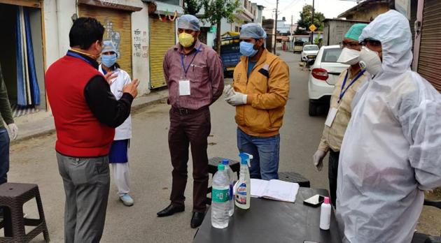Uttarakhand’s two latest Covid-19 cases were reported from Rishikesh and Dehradun. (HT PHOTO) Uttarakhand’s two latest Covid-19 cases were reported from Rishikesh and Dehradun. (HT PHOTO)