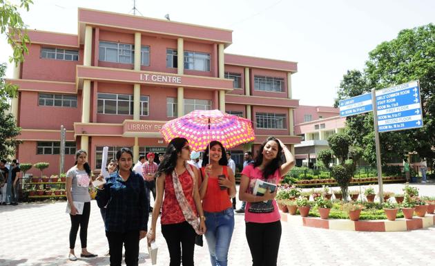 Mohali youth to get valuable information regarding the methodology to qualify in various competitive exams through the counselling sessions. (HT FILE) Mohali youth to get valuable information regarding the methodology to qualify in various competitive exams through the counselling sessions. (HT FILE)