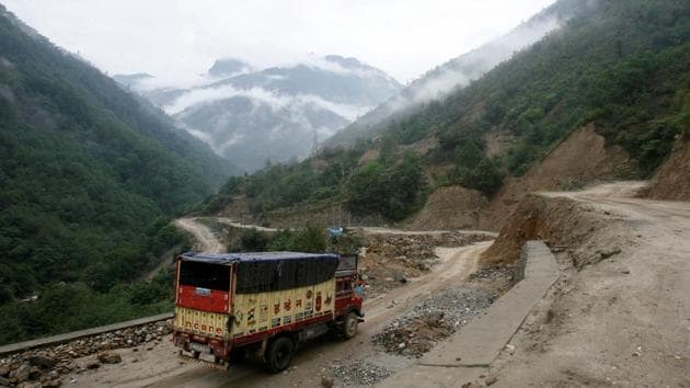 A liquefied petroleum gas (LPG) delivery truck drives along India's Tezpur-Tawang highway which runs to the Chinese border, in the northeastern Indian state of Arunachal Pradesh.(REUTERS/ File photo)
