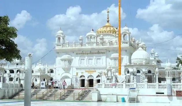 A group of 20 persons had returned from Maharashtra’s Hazur Sahib on a bus on Sunday. All 20, belong to Sandhwan village in Kotkapura sub-division. They had gone on the pilgrimage in the first week of March, but they got stranded there after the lockdown. A group of 20 persons had returned from Maharashtra’s Hazur Sahib on a bus on Sunday. All 20, belong to Sandhwan village in Kotkapura sub-division. They had gone on the pilgrimage in the first week of March, but they got stranded there after the lockdown.