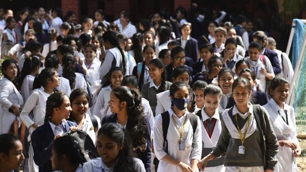 Students exit the Kerala School after appearing for the last paper of the Central Board of Secondary Education (CBSE) Class 10 exams in New Delhi.(Vipin Kumar/HT PHOTO)