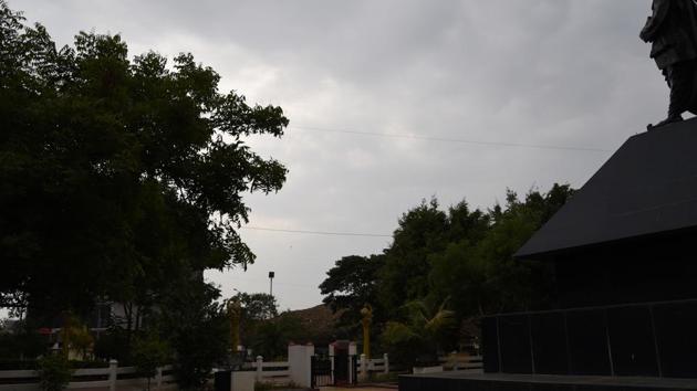 Pune witnessed cloudy skies on Wednesday afternoon with very light to light rain showers, thunder activity and gusty winds. (HT file photo) Pune witnessed cloudy skies on Wednesday afternoon with very light to light rain showers, thunder activity and gusty winds. (HT file photo)