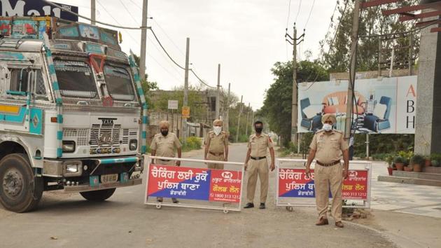 Jawaharpur village in Dera Bassi continues to remain sealed after being declared a containment zone in April. (HT Photo) Jawaharpur village in Dera Bassi continues to remain sealed after being declared a containment zone in April. (HT Photo)