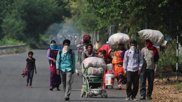 Thousands of labourers stranded in Goa because of the lockdown to check the spread of Covid-19 are becoming increasingly desperate to return home after having lost their jobs. (Yogendra Kumar/HT photo. Representative image) Thousands of labourers stranded in Goa because of the lockdown to check the spread of Covid-19 are becoming increasingly desperate to return home after having lost their jobs. (Yogendra Kumar/HT photo. Representative image)