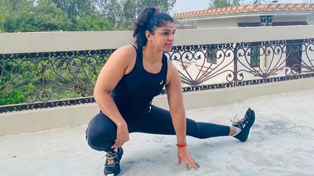 Wrestler Sakshi Malik continues to train at home amid the coronavirus enforced lockdown (Photo: Instagram/sakshimalik_official) Wrestler Sakshi Malik continues to train at home amid the coronavirus enforced lockdown (Photo: Instagram/sakshimalik_official)