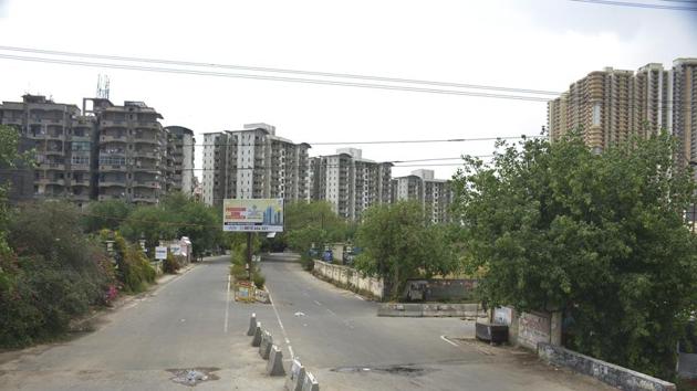 A view of Inderapuram area turned into hotspot, during lockdown to curb the spread of coronavirus, in Ghaziabad, India, April 26, 2020. (Photo by Sakib Ali /Hindustan Times) A view of Inderapuram area turned into hotspot, during lockdown to curb the spread of coronavirus, in Ghaziabad, India, April 26, 2020. (Photo by Sakib Ali /Hindustan Times)