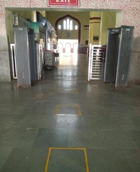 Yellow coloured blocks painted on the floor of the platform, ahead of the arrival of migrant labours from Shramik Special Train, in order to maintain social distancing.(HT Photo) Yellow coloured blocks painted on the floor of the platform, ahead of the arrival of migrant labours from Shramik Special Train, in order to maintain social distancing.(HT Photo)