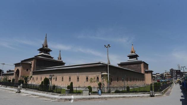 Deserted view of usually crowded Jamia Masjid and its vicinity, during lockdown, in Srinagar, Jammu and Kashmir, India, on Friday, May 01, 2020. (Photo by Waseem Andrabi / Hindustan Times) Deserted view of usually crowded Jamia Masjid and its vicinity, during lockdown, in Srinagar, Jammu and Kashmir, India, on Friday, May 01, 2020. (Photo by Waseem Andrabi / Hindustan Times)