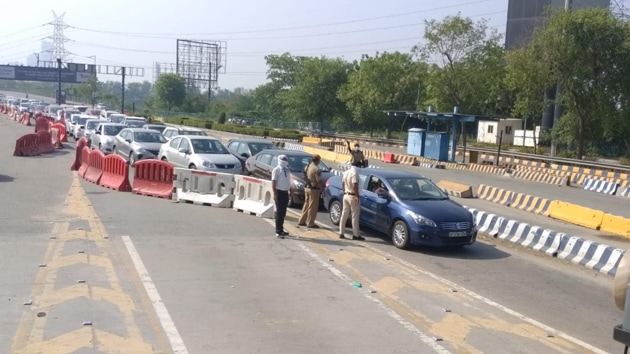 However, health workers on Covid-19 duty, media personnel with authorisation letters and policemen, among a few others, are exempt.(Sunil Ghosh/ HT Photo) However, health workers on Covid-19 duty, media personnel with authorisation letters and policemen, among a few others, are exempt.(Sunil Ghosh/ HT Photo)