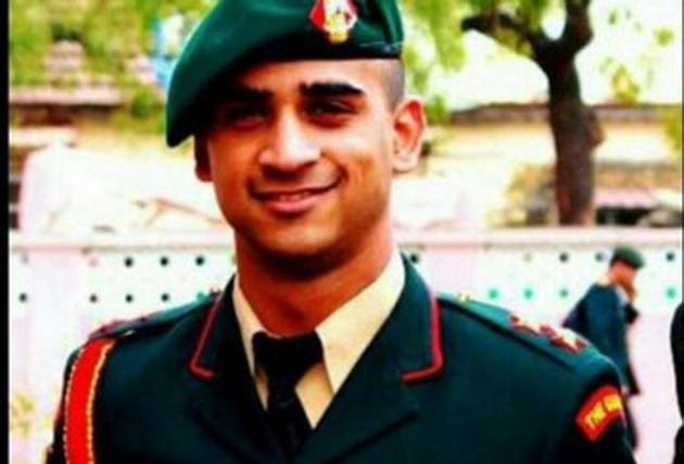 Sood’s mortal remains, wrapped in tricolour, had arrived in Chandigarh on Monday evening. (Twitter) Sood’s mortal remains, wrapped in tricolour, had arrived in Chandigarh on Monday evening. (Twitter)
