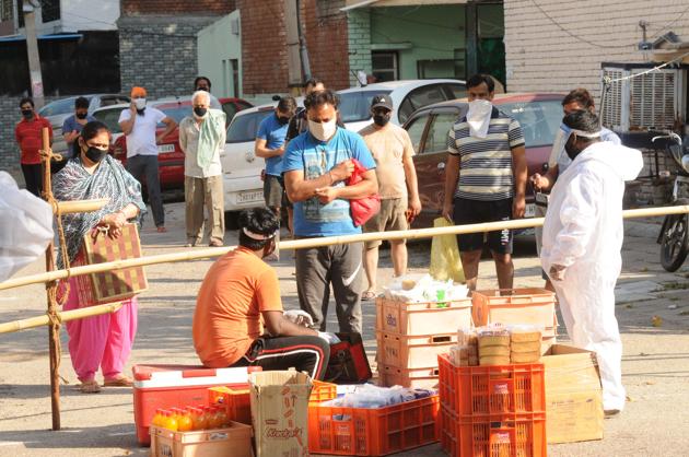 People residing in Chandigarh's containment zones continue to ...