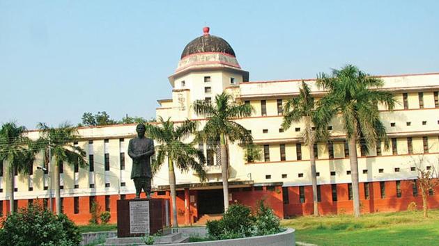 Following the suggestive guidelines issued by UGC on the concept of social distancing, varsity authorities have decided that there would be sufficient distance between two examinees. Following the suggestive guidelines issued by UGC on the concept of social distancing, varsity authorities have decided that there would be sufficient distance between two examinees.