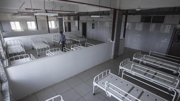 Quarantine ward for Covid-19 patients at the new building of Sassoon hospital in Pune. (HT File Photo) Quarantine ward for Covid-19 patients at the new building of Sassoon hospital in Pune. (HT File Photo)