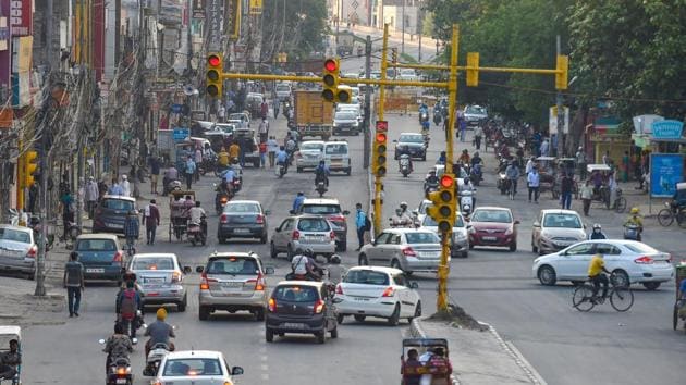 Traffic jam at Pandav Nagar in East Delhi following the relaxation of lockdown restrictions on Tuesday. (PTI Photo) Traffic jam at Pandav Nagar in East Delhi following the relaxation of lockdown restrictions on Tuesday. (PTI Photo)