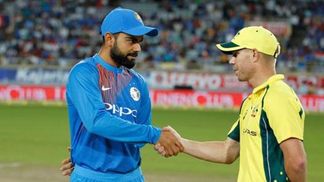 David Warner and Virat Kohli.(SPORTZPICS)