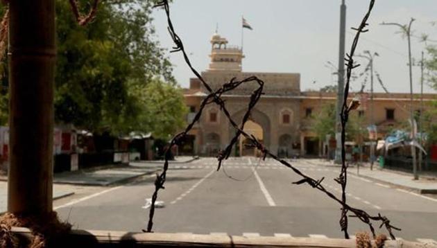 Barbed wires and deserted roads around Maharaja Sawai Man Singh II Museum in City Palace, during lockdown against coronavirus, in Jaipur, Rajasthan, India, on April 26, 2020. (Himanshu Vyas / Hindustan Times) Barbed wires and deserted roads around Maharaja Sawai Man Singh II Museum in City Palace, during lockdown against coronavirus, in Jaipur, Rajasthan, India, on April 26, 2020. (Himanshu Vyas / Hindustan Times)