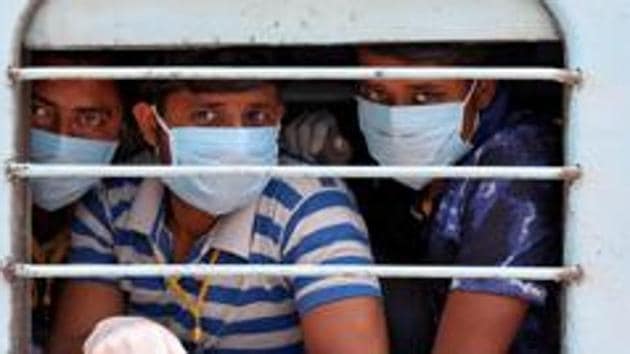The Bharatiya Mazdoor Sangh’s (BMS) suggestion comes a day after Karnataka stopped the special train service for interstate movement of migrant workers following a meeting with builders.(Reuters photo. Representative image) The Bharatiya Mazdoor Sangh’s (BMS) suggestion comes a day after Karnataka stopped the special train service for interstate movement of migrant workers following a meeting with builders.(Reuters photo. Representative image)