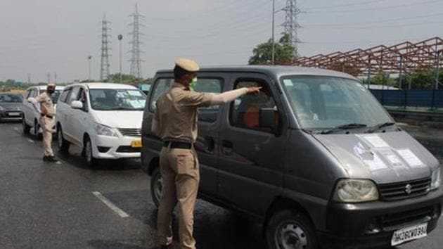 In addition to the loss in toll revenue, stakeholders will suffer losses on account of accrued interest, increase in costs of under-construction projects, time overruns, and rise in disputes between private sector and the government authorities. (Yogendra Kumar/HT file photo) In addition to the loss in toll revenue, stakeholders will suffer losses on account of accrued interest, increase in costs of under-construction projects, time overruns, and rise in disputes between private sector and the government authorities. (Yogendra Kumar/HT file photo)