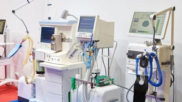 The state government has decided to give 50% subsidy on personal protective equipment (PPE) kits, masks, sanitizer and gloves to private hospitals that are providing emergency services to poor patients at Ayushman Bharat rates. The state government has decided to give 50% subsidy on personal protective equipment (PPE) kits, masks, sanitizer and gloves to private hospitals that are providing emergency services to poor patients at Ayushman Bharat rates.