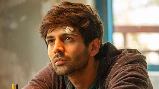 Kartik Aaryan played dual roles in Imtiaz Ali’s Love Aaj Kal.