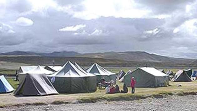 The BRO has built a road from Dharchula to Lipulekh (the gateway to Kailash-Mansarovar) --- a stretch of 80 km --- at an altitude ranging from 6000 feet to 17,060 feet, creating the shortest route for the Yatra(HT Photo)