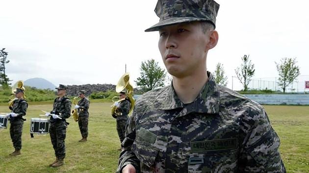 Tottenham Hotspurs hotshot Son Heung-min earns military accolade ...