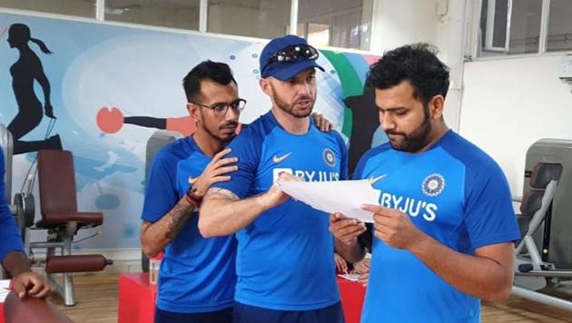 Nick Webb seen speaking to Rohit Sharma in Yuzvendra Chahal’s presence (Nick Webb’s Instagram) Nick Webb seen speaking to Rohit Sharma in Yuzvendra Chahal’s presence (Nick Webb’s Instagram)