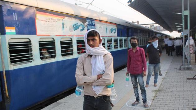 The UT administration will bear all expenses, including food. to the migrants who will be travelling in the train from Chandigarh to Gonda in UP on Sunday. (Gurminder Singh/HT) The UT administration will bear all expenses, including food. to the migrants who will be travelling in the train from Chandigarh to Gonda in UP on Sunday. (Gurminder Singh/HT)